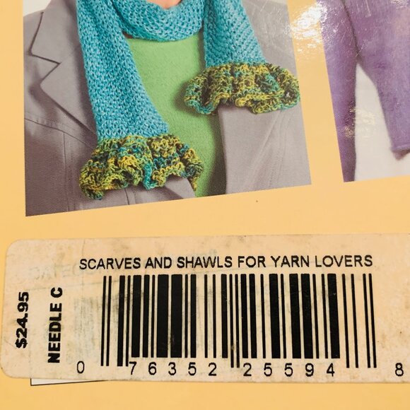 Scarves and Shawls for Yarn Lovers Book Hardcover Illustrated Crafts Knitting - Picture 3 of 13